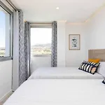 Ocean Garden Penthouse 1002 אדחה