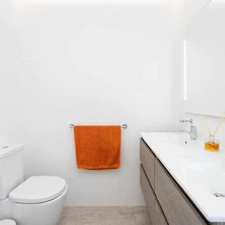 아파트 Ocean Garden 1002 Penthouse With Seaviem 아데제